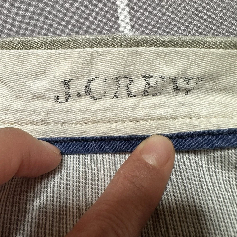 J Crew‎ Broken In Regular Fit Chino Khaki Shorts Men 35W Solid Beige Flat Front
